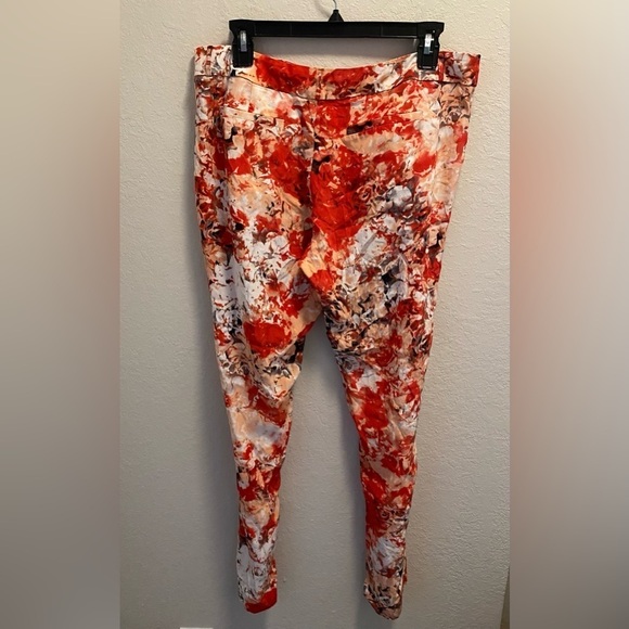 Parker Devlin Silk Floral Pants - Picture 6 of 11